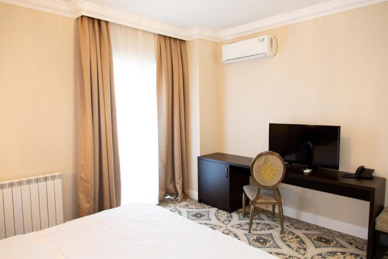 Hotel Palace Severin Drobeta Turnu Severin Luaran gambar