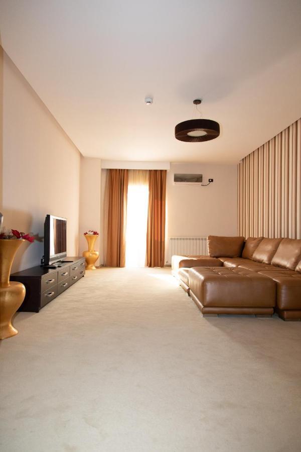 Hotel Palace Severin Drobeta Turnu Severin Luaran gambar